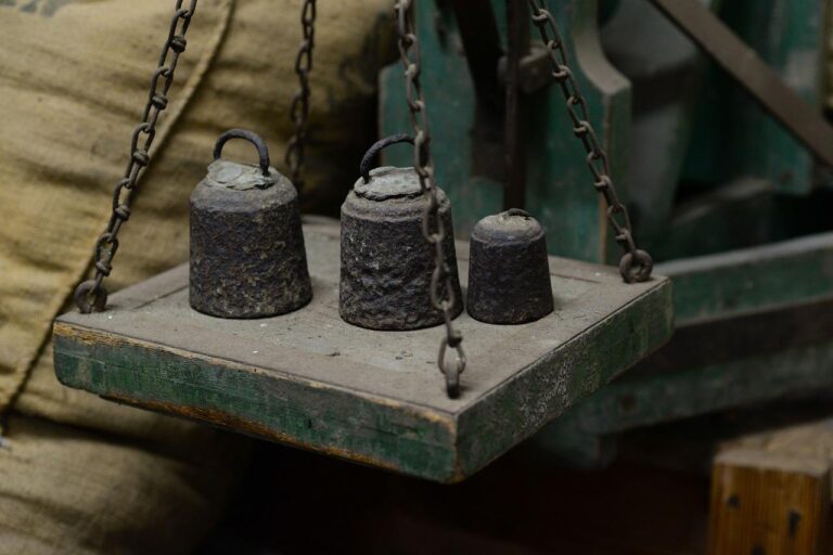 How Industry Leads Shape Strategic Business Partnerships How Industry Leads Shape Strategic Business Partnerships